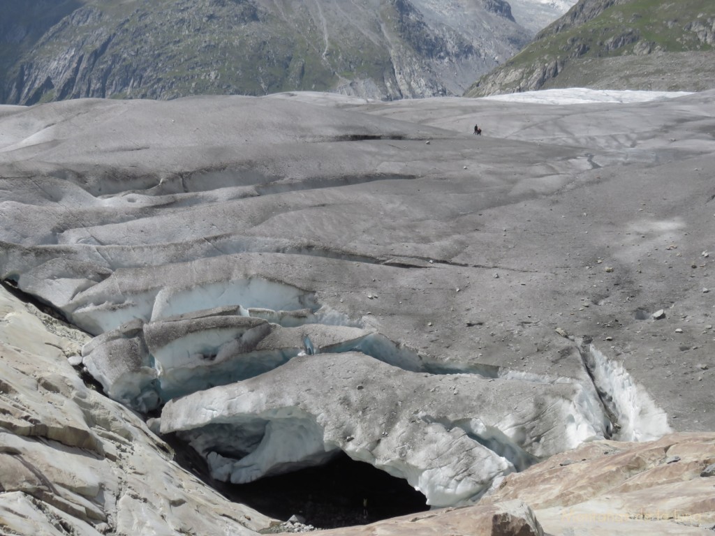Rimaya y cueva de hielo del Glaciar Aletsch